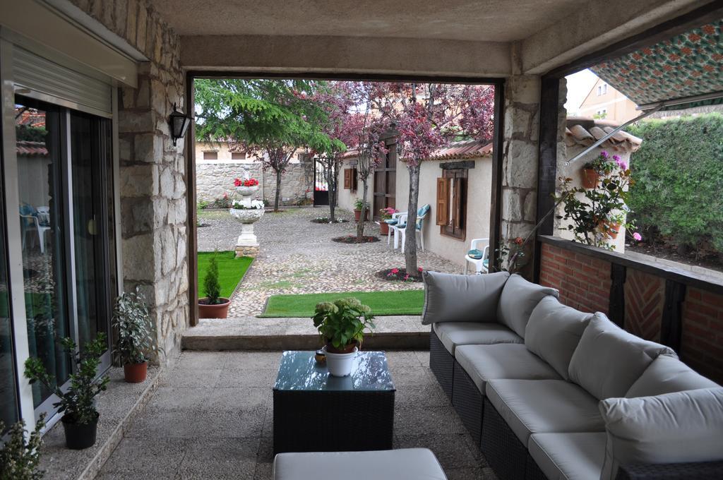 Casa Rural Pedraza Exterior photo