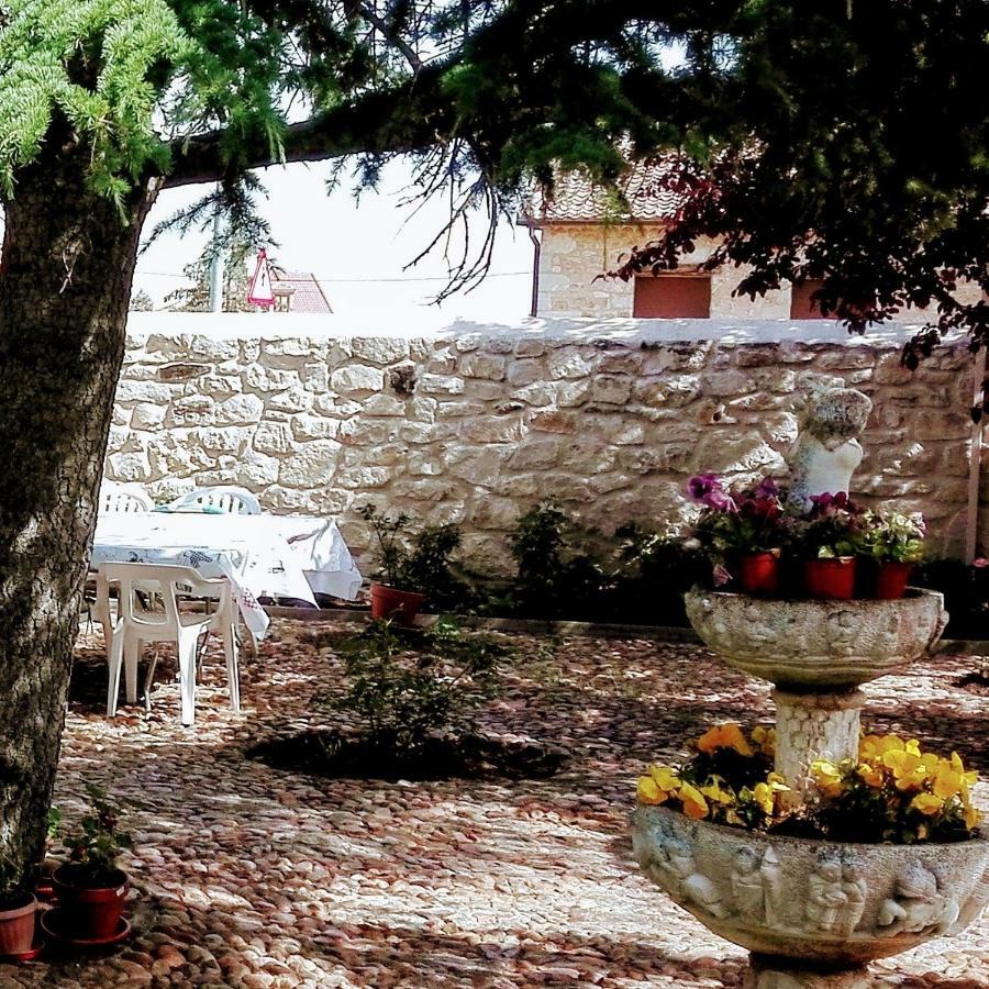 Casa Rural Pedraza Exterior photo